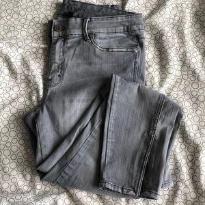 White House Black Market Skinny Ankle Jeans